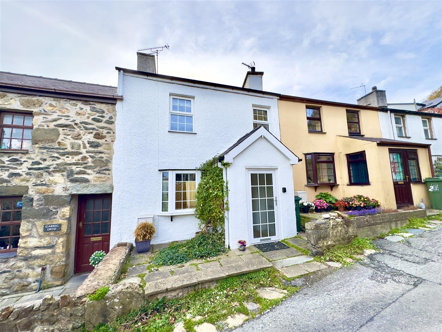 Baptist Square, Pwllheli